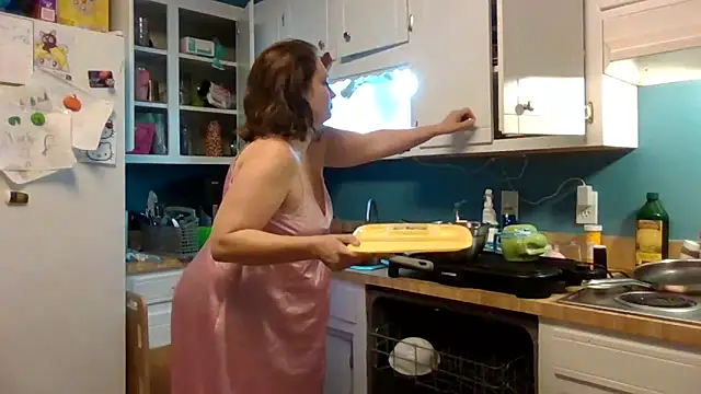 MilfyMrsRobinson online show from 11-22-25, 12:21