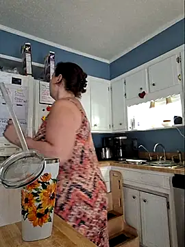 Snapshot of MilfyMrsRobinson chatting on 10-07-25, 01:45 MilfyMrsRobinson online show from 10-07-25, 01:45
