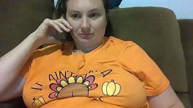 MilfyMrsRobinson online show from 11-12-25, 12:42