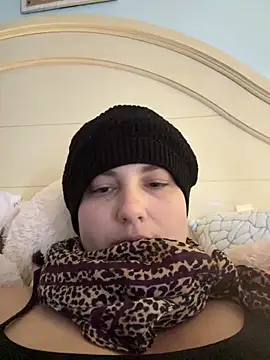 MilfyMrsRobinson online show from 03-04-26, 07:54