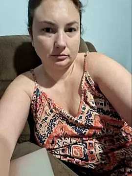 Snapshot of MilfyMrsRobinson chatting on 09-27-25, 01:28 MilfyMrsRobinson online show from 09-27-25, 01:28