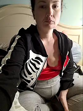 Snapshot of MilfyMrsRobinson chatting on 03-12-25, 11:10 MilfyMrsRobinson online show from 03-12-25, 11:10