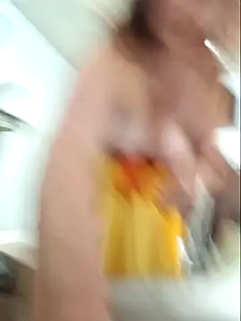 MilfyMrsRobinson online show from 10-31-25, 12:02