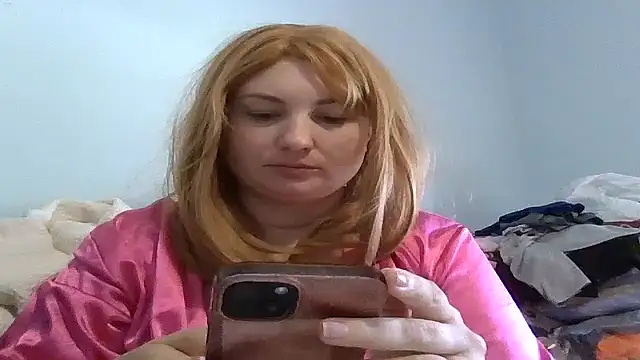 MilfyMrsRobinson online show from 07-26-26, 01:51