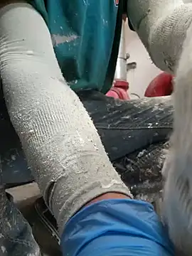 Snapshot of 2tomka52052sex chatting on 01-10-25, 02:14 2tomka52052sex online show from 01-10-25, 02:14