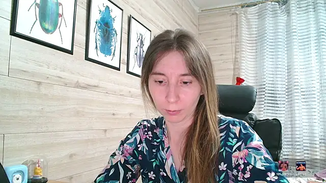 Snapshot of Wowpornoo chatting on 04-27-26, 03:21 Wowpornoo online show from 04-27-26, 03:21