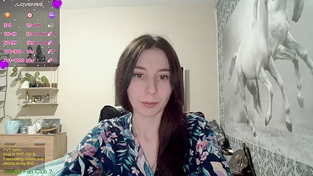 Snapshot of Wowpornoo chatting on 01-30-25, 12:06 Wowpornoo online show from 01-30-25, 12:06