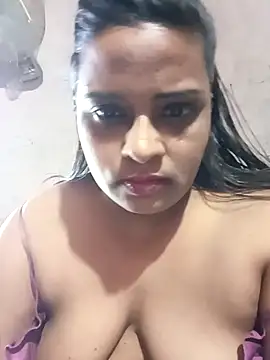 Snapshot of Love_Jenny chatting on 02-22-25, 07:01 Love Jenny online show from 02-22-25, 07:01