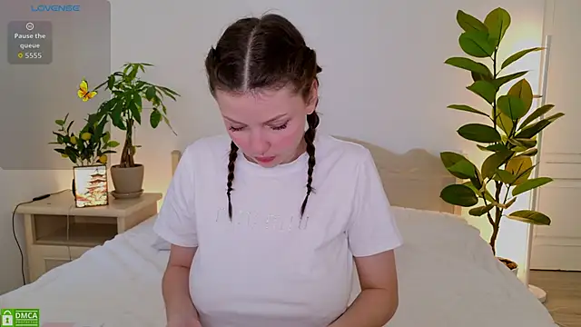 Snapshot of pusichka chatting on 09-27-25, 07:25 pusichka online show from 09-27-25, 07:25