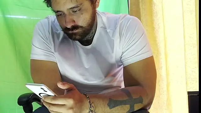 aronmiller404 online show from 05-17-26, 12:38