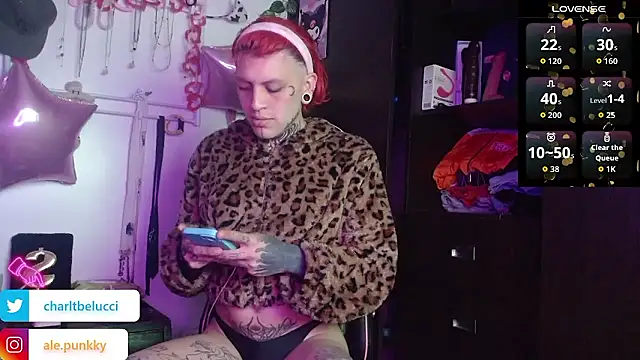 charlotbelucci  online show from 03-10-26, 12:09