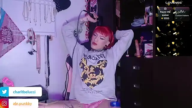 charlotbelucci  online show from 02-06-26, 08:10