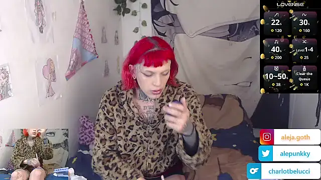 Snapshot of charlotbelucci_ chatting on 07-20-26, 11:45 charlotbelucci online show from 07-20-26, 11:45