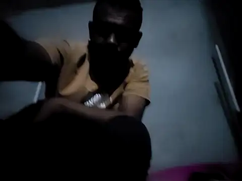 Snapshot of ListedLoin chatting on 10-09-25, 07:03 ListedLoin online show from 10-09-25, 07:03