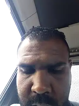 Snapshot of ListedLoin chatting on 10-08-25, 08:27 ListedLoin online show from 10-08-25, 08:27