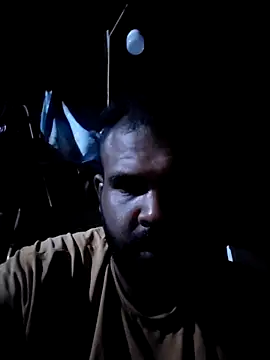 Snapshot of ListedLoin chatting on 10-16-25, 10:29 ListedLoin online show from 10-16-25, 10:29