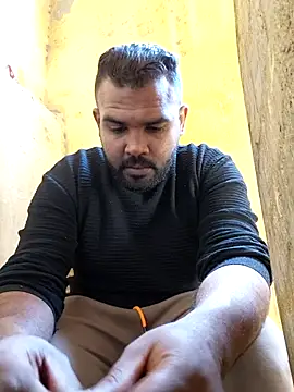 ListedLoin online show from 04-05-26, 07:26