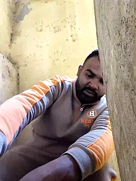 ListedLoin online show from 02-18-26, 08:00