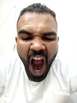 Snapshot of ListedLoin chatting on 02-17-25, 06:28 ListedLoin online show from 02-17-25, 06:28