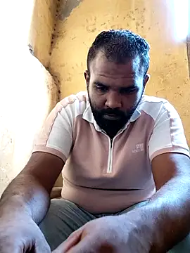 Snapshot of ListedLoin chatting on 10-30-25, 01:31 ListedLoin online show from 10-30-25, 01:31