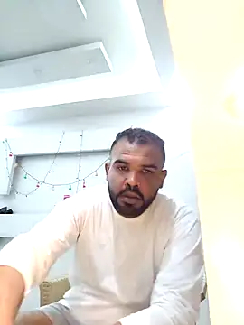 Snapshot of ListedLoin chatting on 03-19-25, 11:06 ListedLoin online show from 03-19-25, 11:06