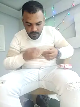 Snapshot of ListedLoin chatting on 03-12-25, 07:47 ListedLoin online show from 03-12-25, 07:47