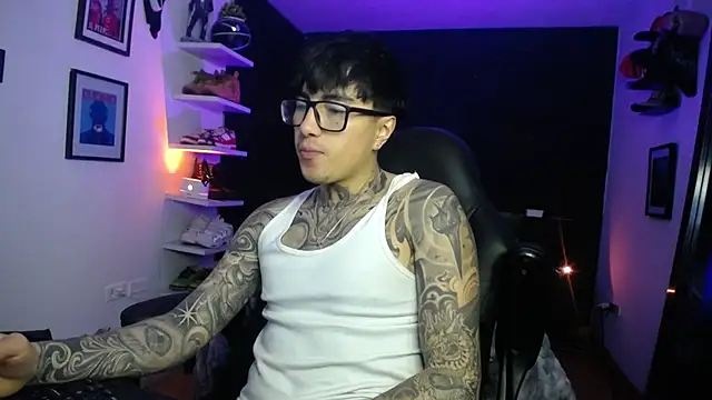 jung dragon online show from 11-16-25, 03:33