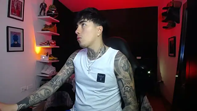 jung dragon online show from 10-30-25, 05:06