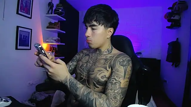 Snapshot of jung_dragon chatting on 03-04-26, 12:40 jung dragon online show from 03-04-26, 12:40