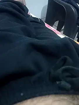 Snapshot of myhot1551 chatting on 03-21-25, 06:51 myhot1551 online show from 03-21-25, 06:51