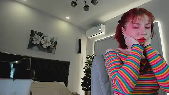 Love is Lola online show from 03-14-25, 01:48