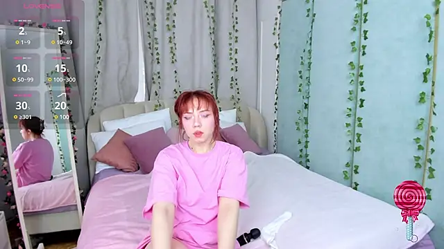 Love is Lola online show from 03-20-25, 01:13