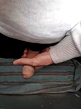 joycock8 online show from 01-02-25, 09:54