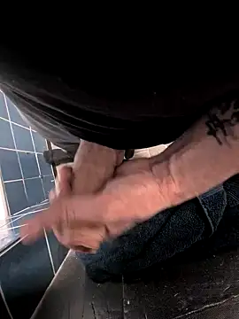 joycock8 online show from 01-21-25, 09:25