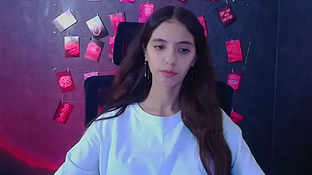 Aishell  online show from 11-22-25, 12:37