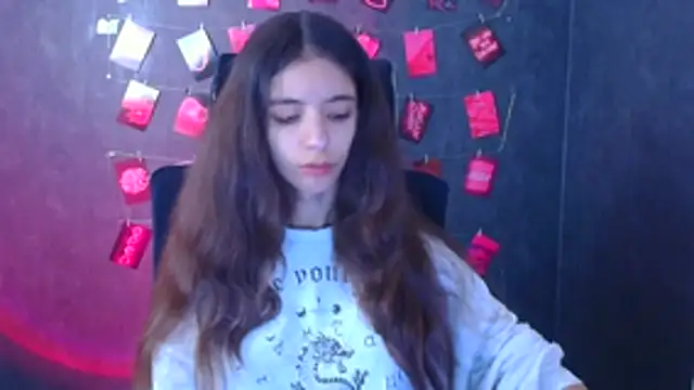 Aishell  online show from 11-25-25, 06:25