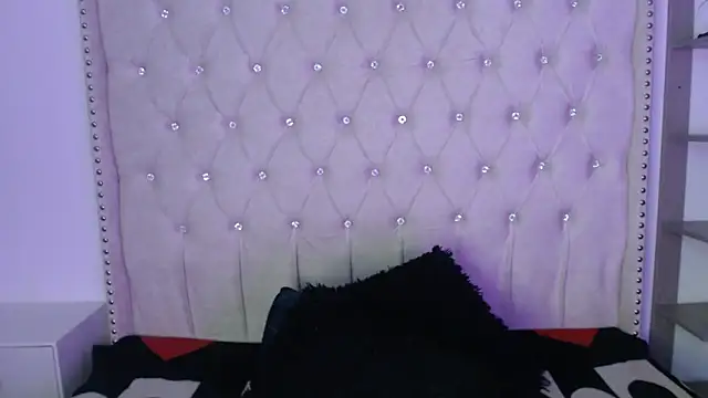 Abril Squirt online show from 09-23-25, 10:11