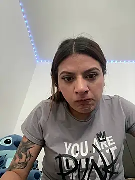 Abril Squirt online show from 05-09-26, 04:54