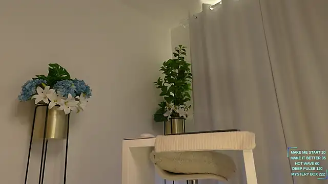 mimmyfit1 online show from 05-17-26, 04:51