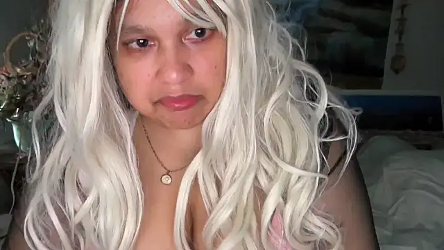 MelanieFawker online show from 09-15-25, 05:57