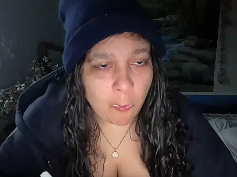 MelanieFawker online show from 10-02-25, 01:58