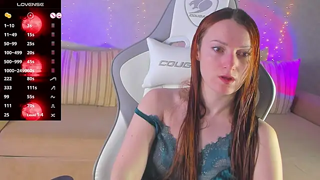 Snapshot of FlamyGold chatting on 04-28-26, 01:37 FlamyGold online show from 04-28-26, 01:37
