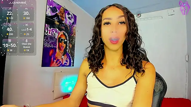 Bigcatalove online show from 12-15-25, 01:28