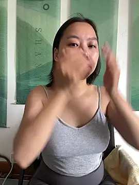 Eliza-E online show from 04-09-26, 01:51