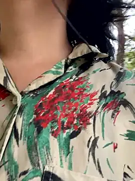 Snapshot of Eliza-E chatting on 03-02-26, 06:03 Eliza-E online show from 03-02-26, 06:03