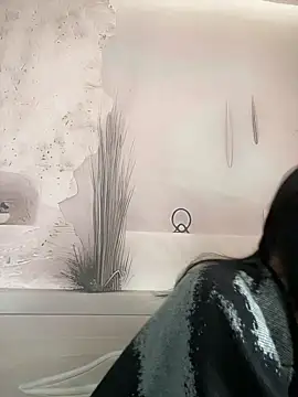 Snapshot of Eliza-E chatting on 01-16-25, 02:09 Eliza-E online show from 01-16-25, 02:09