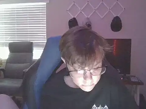 KaliSnow199623 online show from 02-07-25, 12:42