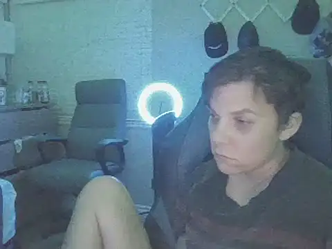 KaliSnow199623 online show from 12-04-24, 09:23