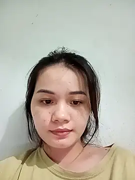 Ngoc-Trinh online show from 12-15-24, 07:46