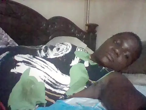 missarpie online show from 11-28-25, 05:46